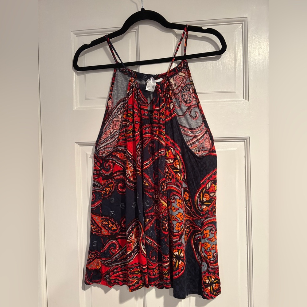 Blue and red pattern tank 
Large